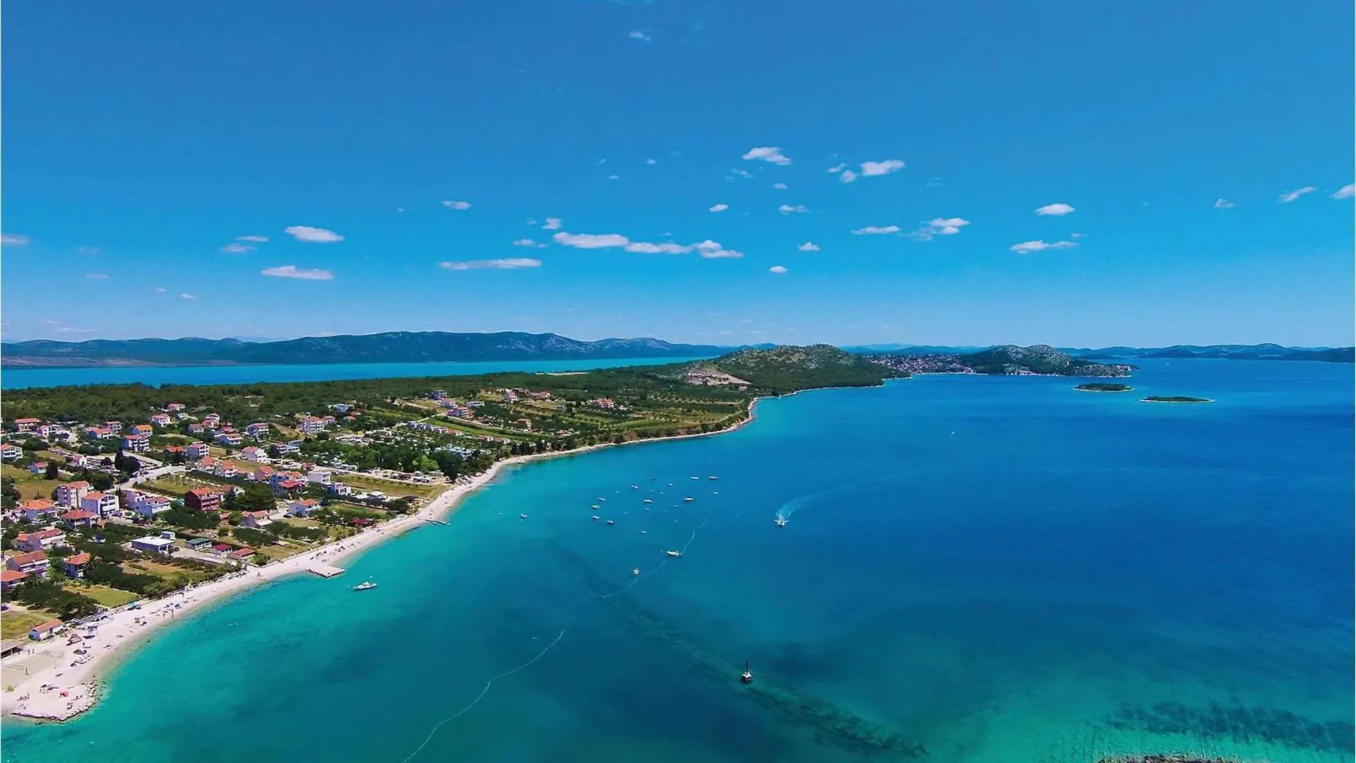 1 Bedroom Gorgeous Apartment In Pakostane Croatia