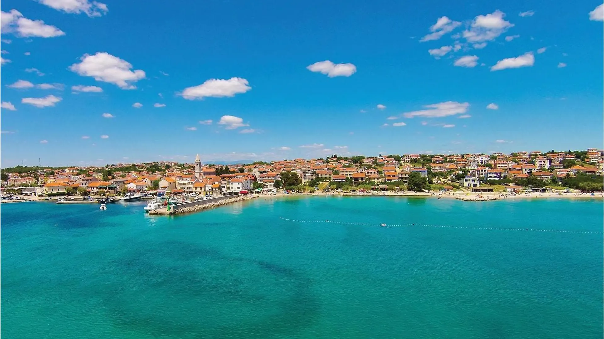 1 Bedroom Gorgeous Apartment In Pakostane 0*,