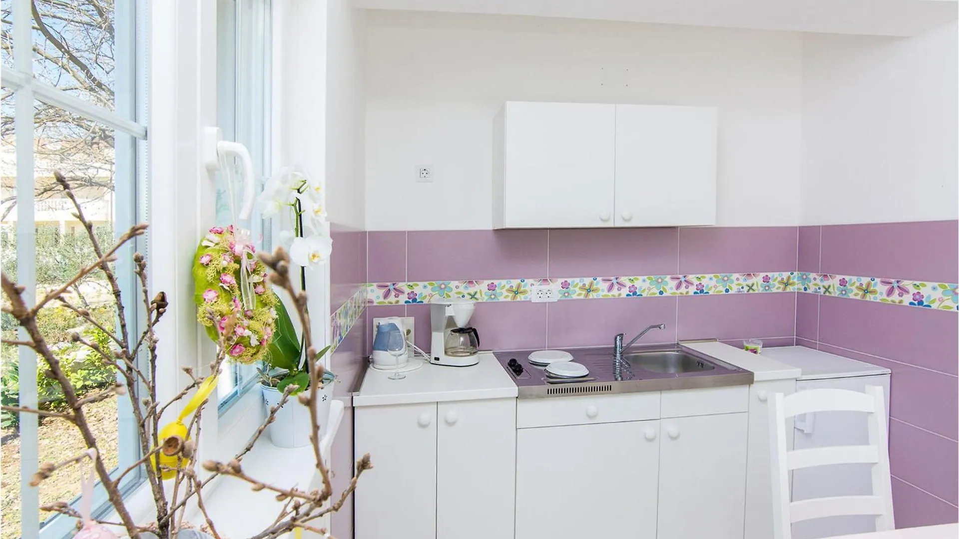 1 Bedroom Gorgeous Apartment In Pakostane